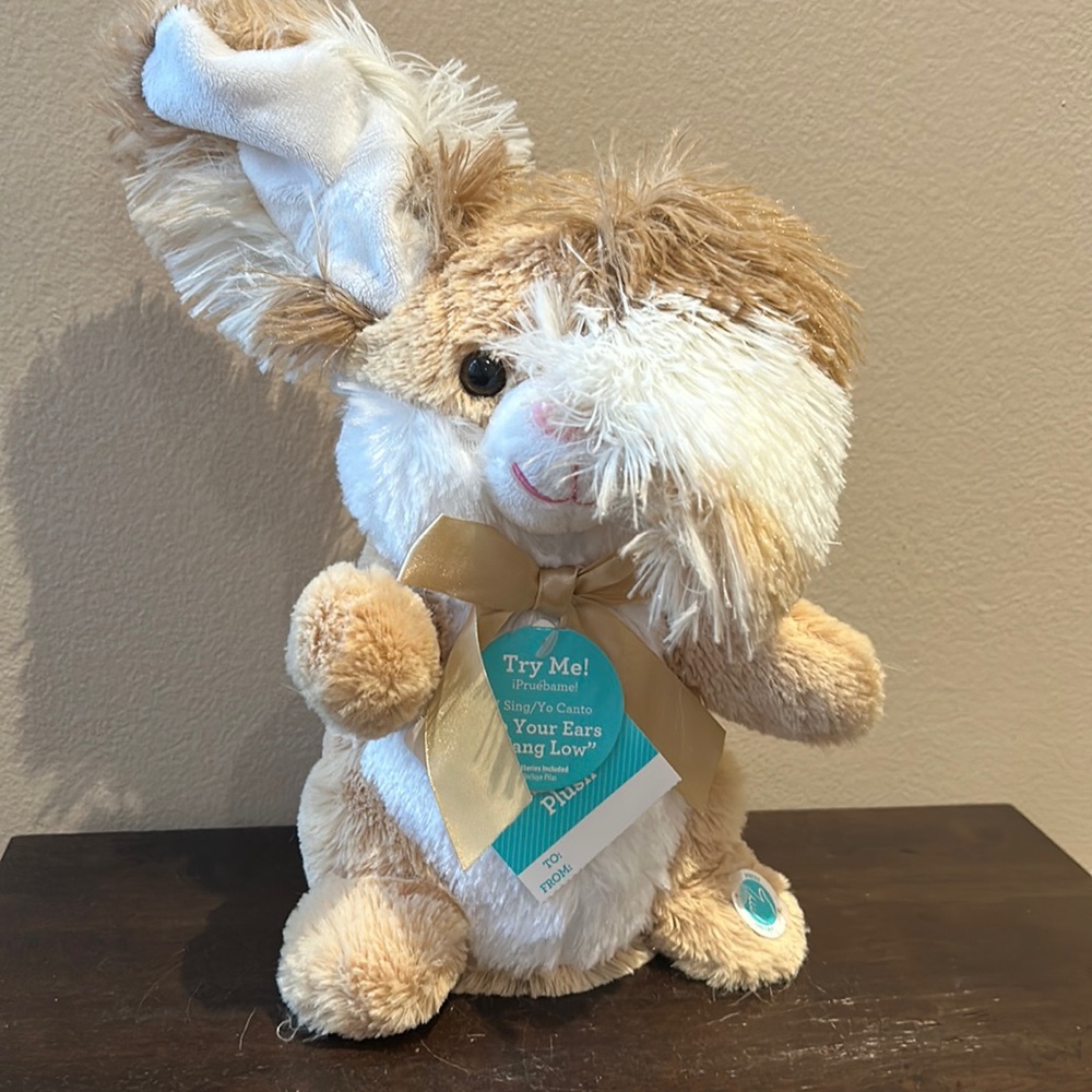 Animated Easter bunny sings flaps ears new - Picture 3 of 6